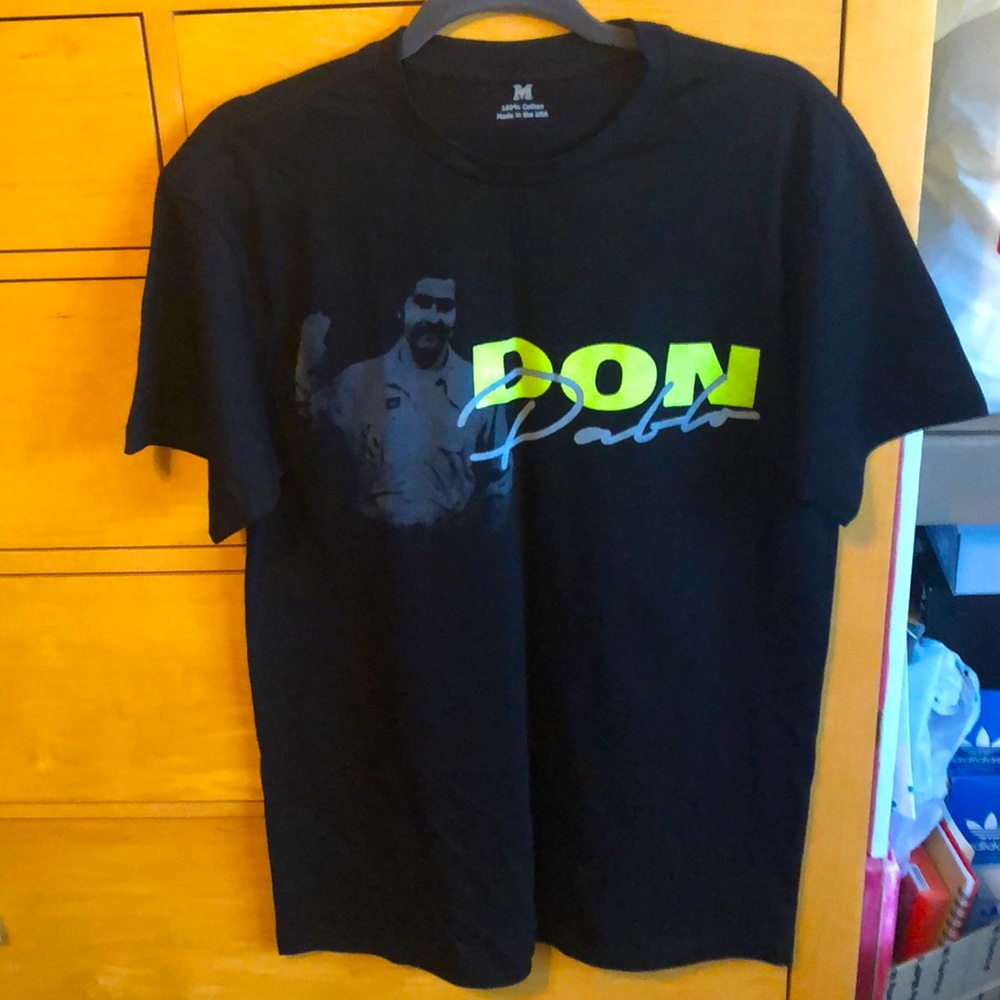 ((New Never Worn)) Black Pablo Escobar Graphic Tee